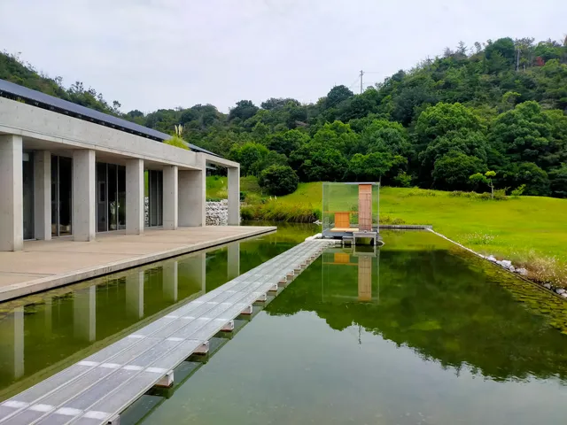 Hiroshi Sugimoto Gallery: Time Corridors