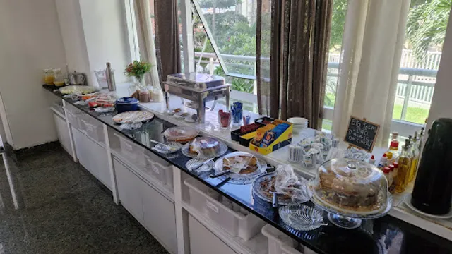 Le Lis Café e Restaurante.