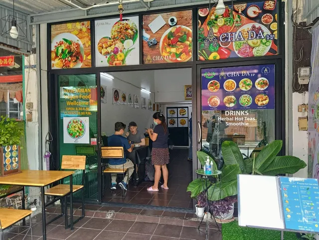 Chada Vegetarian Restaurant Chiang Mai