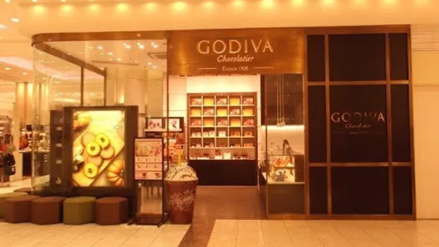 GODIVA AMU Plaza Store