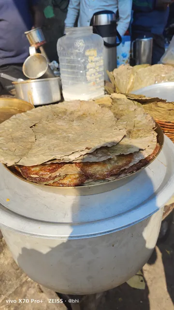 Sanjay tea dalpuri malpoa shop