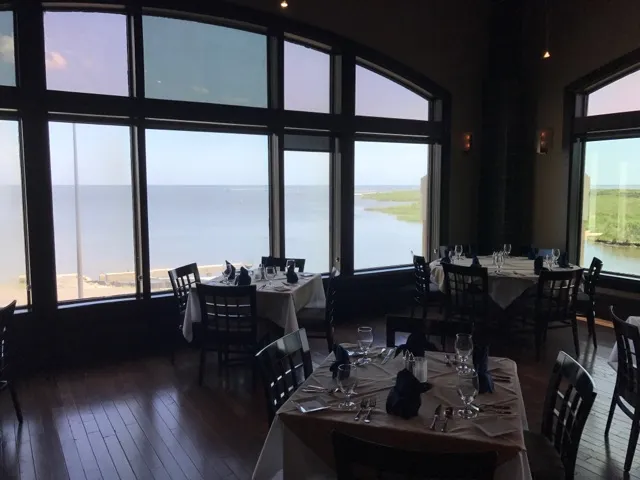 Blue Bayou Bar & Grill