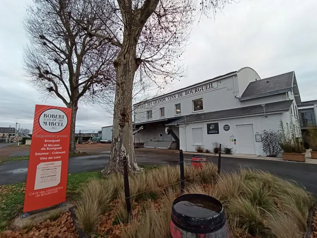Cave Vignerons de Bourgueil - Robert et Marcel