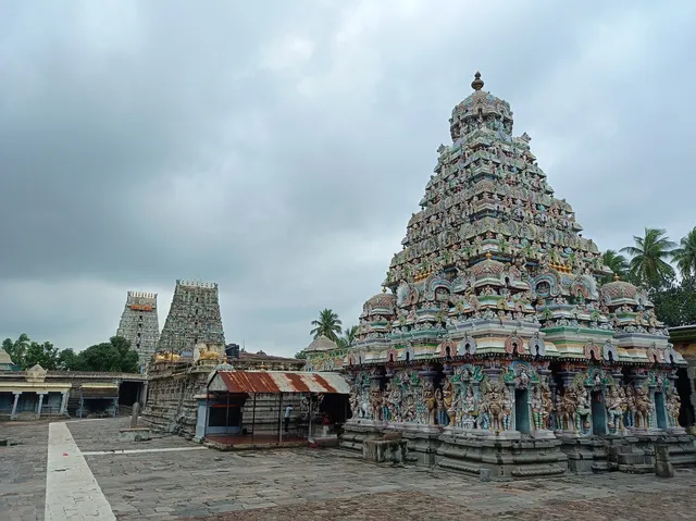 Arulmigu Veerattaneswarar Temple