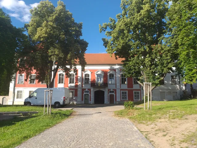 Zámek Mladá Vožice