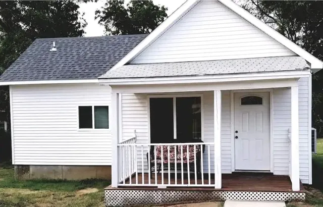 Swin Housing - $44 a Night