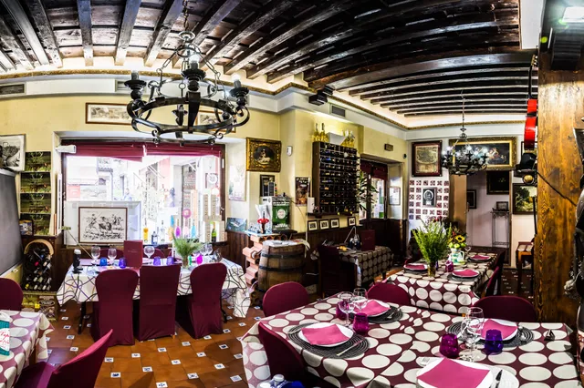 Lo Nuestro Taperia & Restaurante