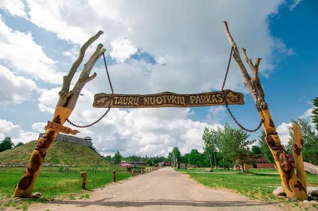 Taurų nuotykių parkas