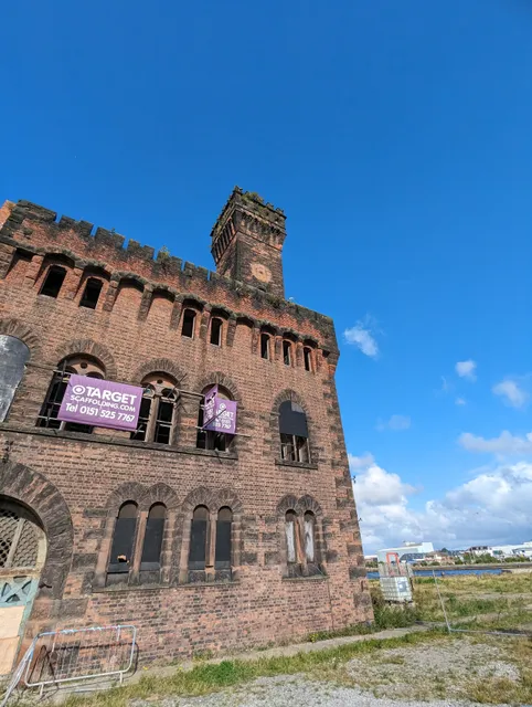 Central Hydraulic Tower