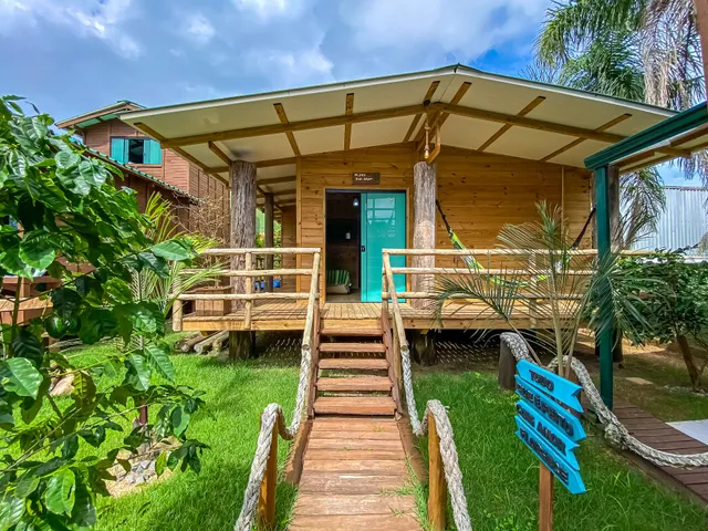 Pousada Aerolito Surf House - Pontal do Sul