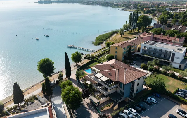 Lake Apartment Primea Sirmione del Garda