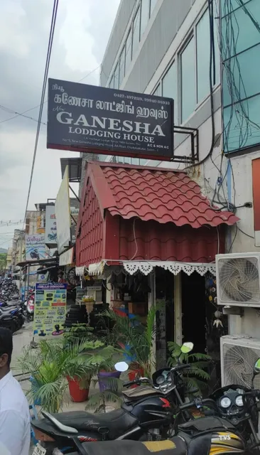 SPOT ON Ssr Lodging House