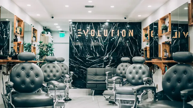 Evolution barbershop