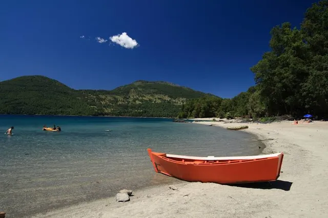Playa Blanca Caburgua