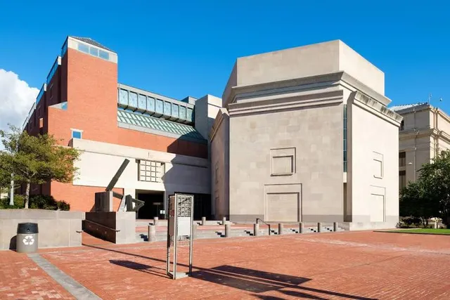 United States Holocaust Memorial Museum