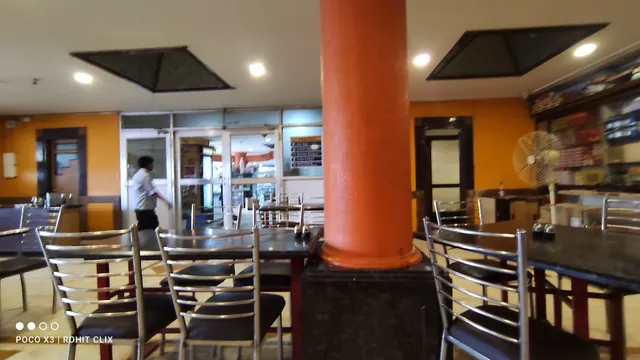 Shree Kunj Mithai Shop & Veg AC Restaurant | Pure Vegetarian Family Restaurants and Mithai Shop Near Ashok Nagar, Bhubaneswar