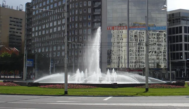 Hofplein Fountain