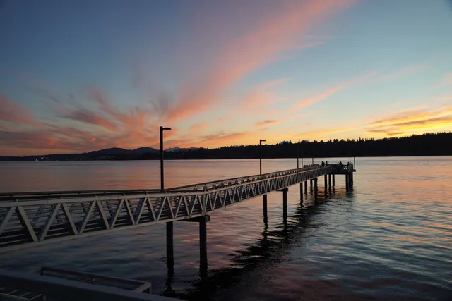 Port of Waterman Public Pier