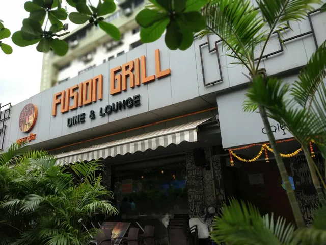 Fusion Grill Dine & Lounge