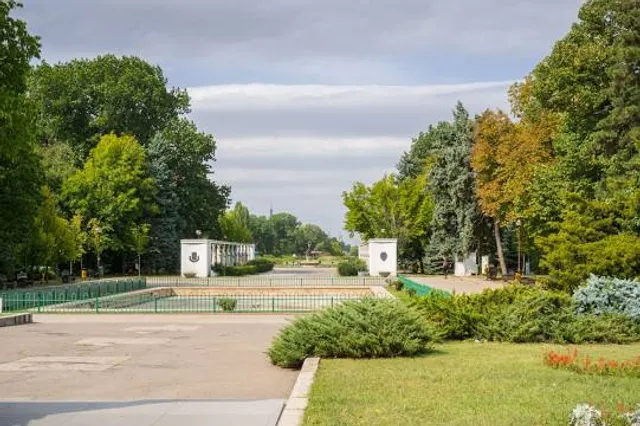 Bucharest Herăstrău Park