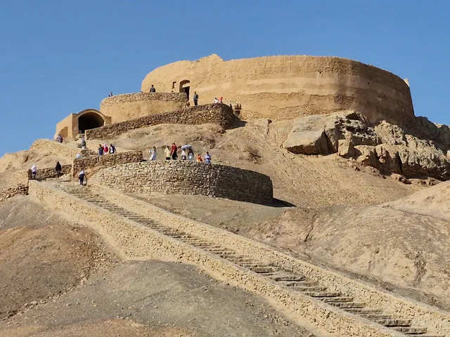 Zoroastrians tower of silence