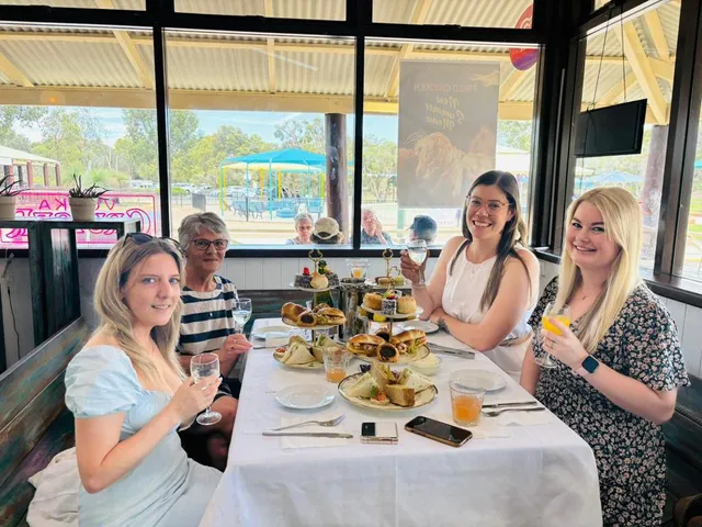 Village Cafe Whiteman Park