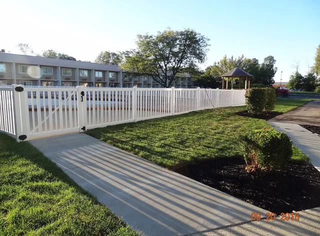 Days Inn by Wyndham Columbus East Airport