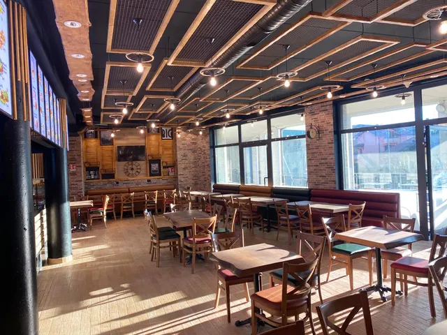 Istanbul Kebap e Pizza e Grill e Bar