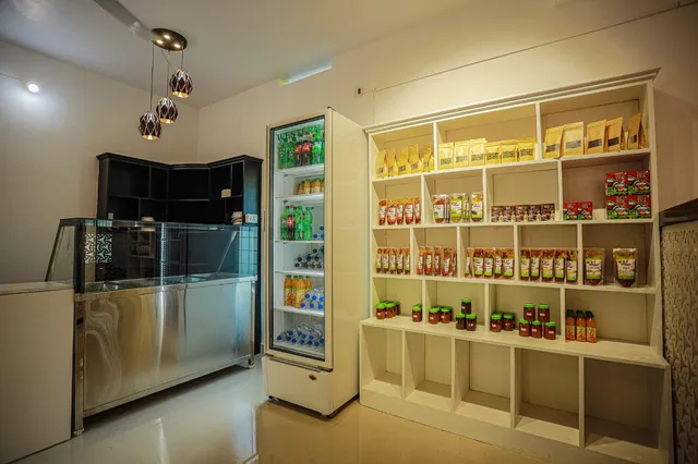 Naadans Restaurant(Mytheen's Kitchen)