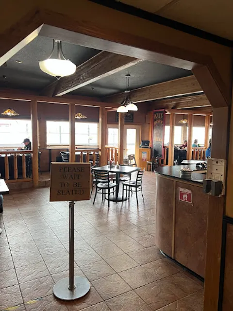 Legends Smokehouse & Grill