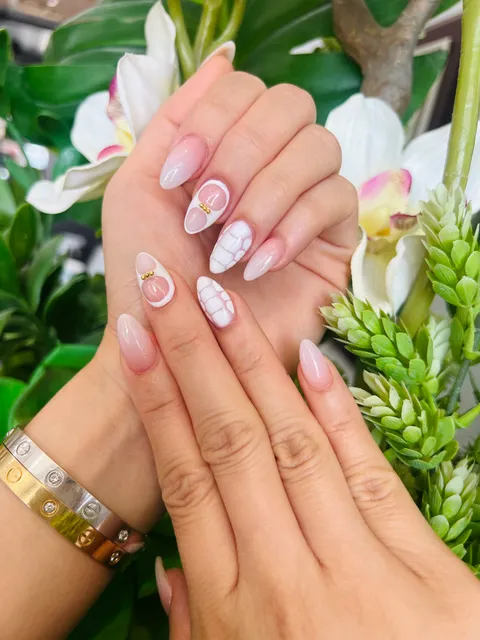 Grants Nails Spa New