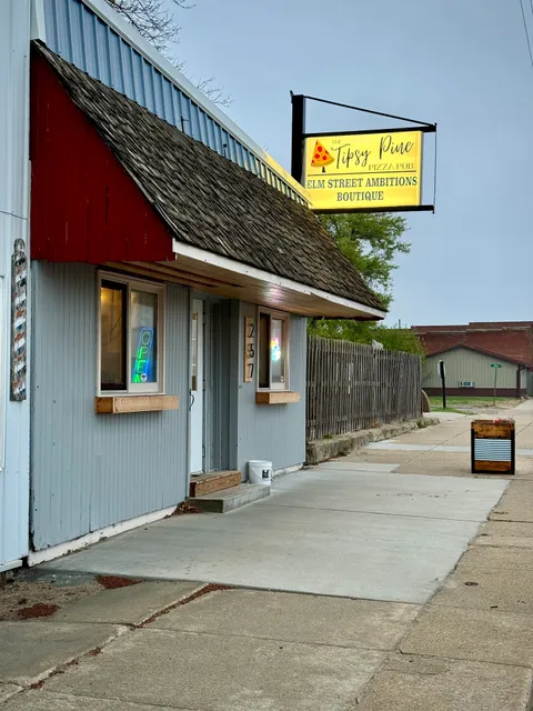 The Tipsy Pine Pizza Pub