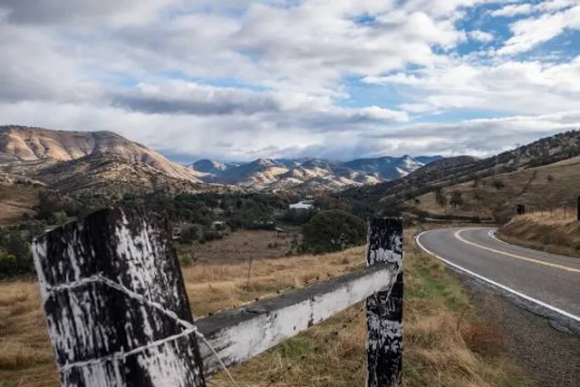 Kings River Overlook Nature Trail Head