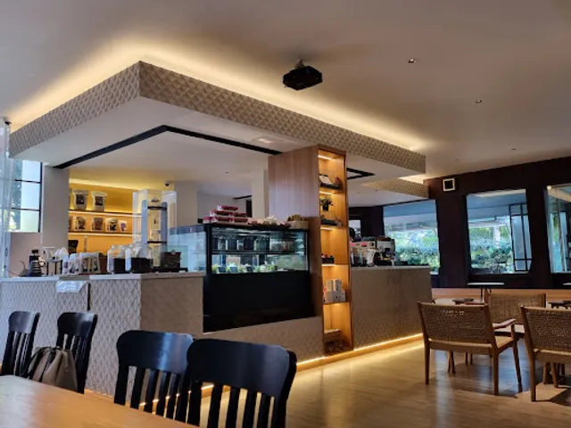 Strada Coffee & Caffe