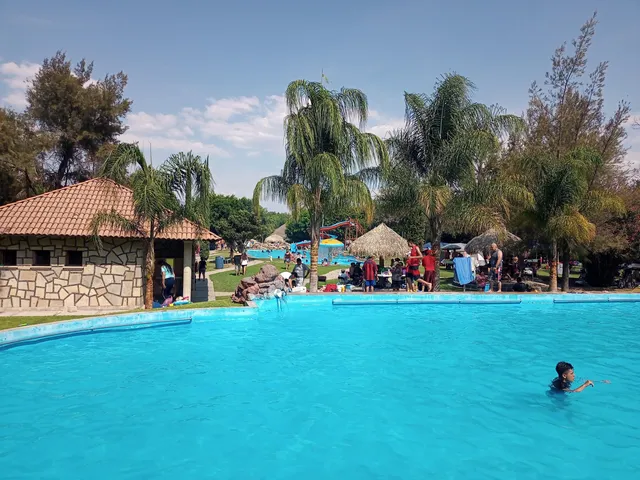 Balneario Los Pinos, Pañhe