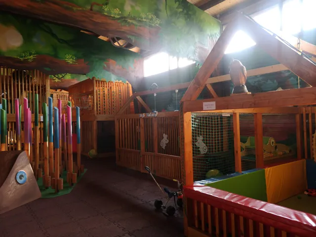 Yelonkowo -park zabaw dla dzieci