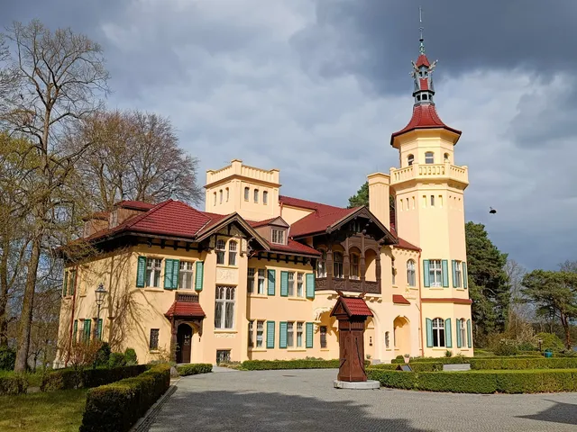 Schloss Hubertushöhe