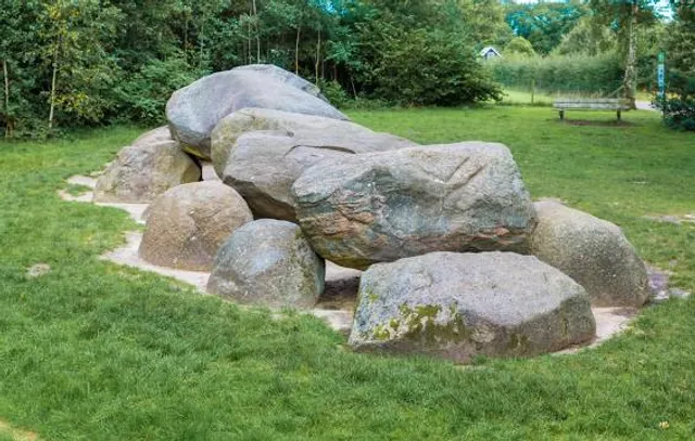 Dolmen D52 in Diever