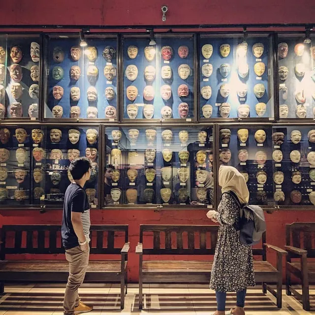 Museum D'Topeng Kingdom (INDONESIAN HERITAGE MUSEUM) Jatim Park 1