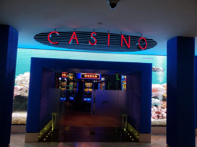 Glitz Casino