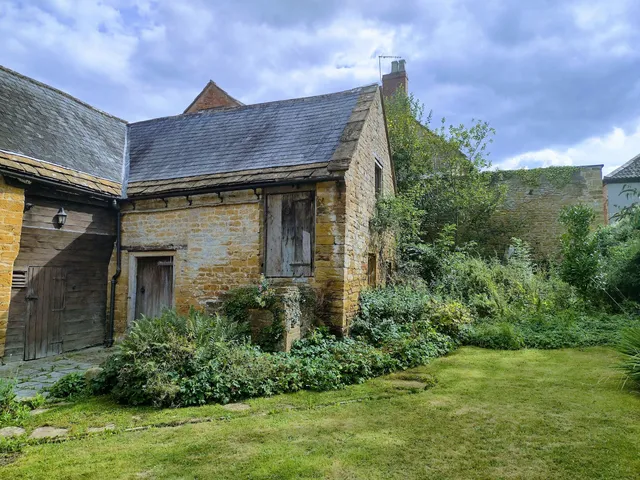 National Trust - Stoke-sub-Hamdon Priory