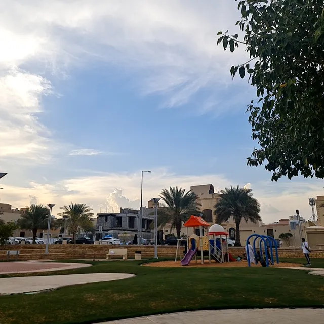 Hiteen District Park