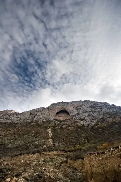 Espahbod Khorshid Cave