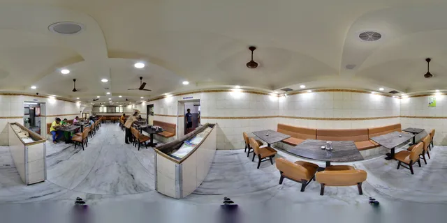 Hotel Aruna (Pure veg)