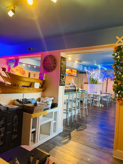 Thai Smile and Sushi Restaurant