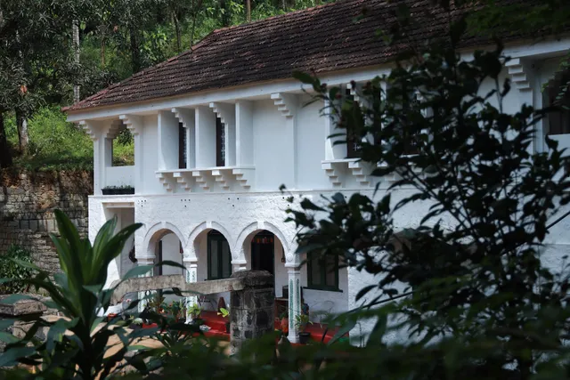 Junglebook farmhouse