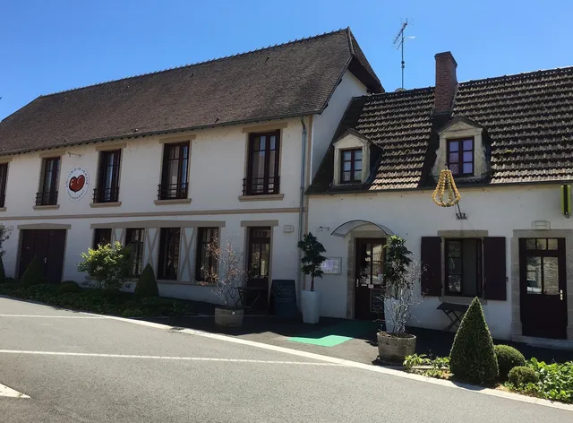 Logis Hôtel Au Coeur de Meaulne