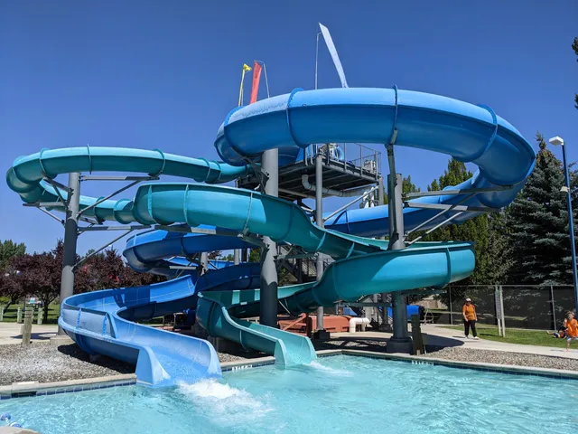 Hamilton-Lowe Aquatics Center