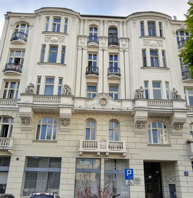 Kamienica Zygmunta Lewina (Kamienica pod zegarem)