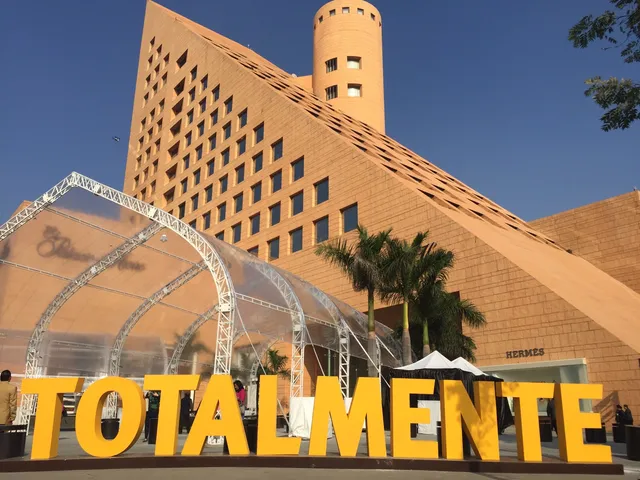 El Palacio de Hierro Polanco